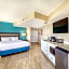 Commander Hotel & Suites