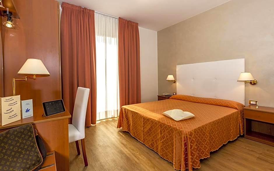 Hotel Touring