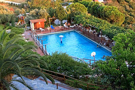 Athorama Hotel