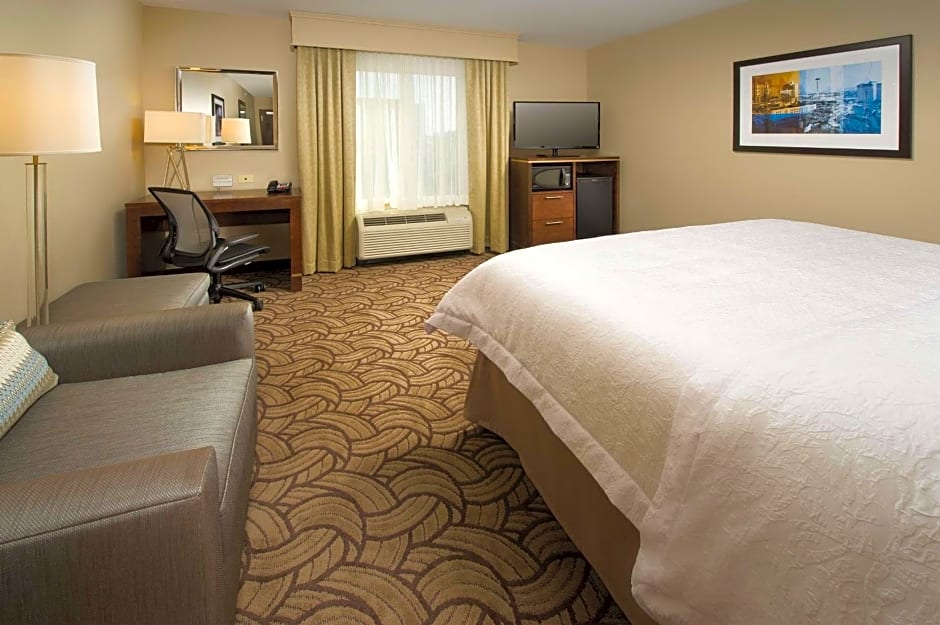 Hampton Inn By Hilton & Suites San Antonio-Downtown/Market Square