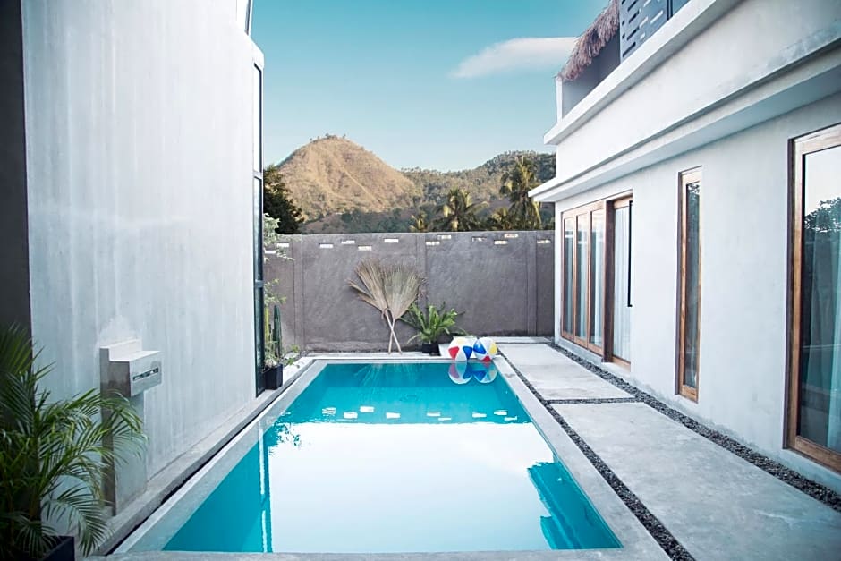 Flores Passport House