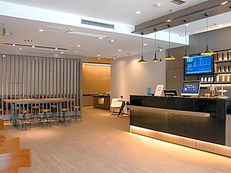 Hanting Hotel Nanchang Gaoxin Avenue Metro Station