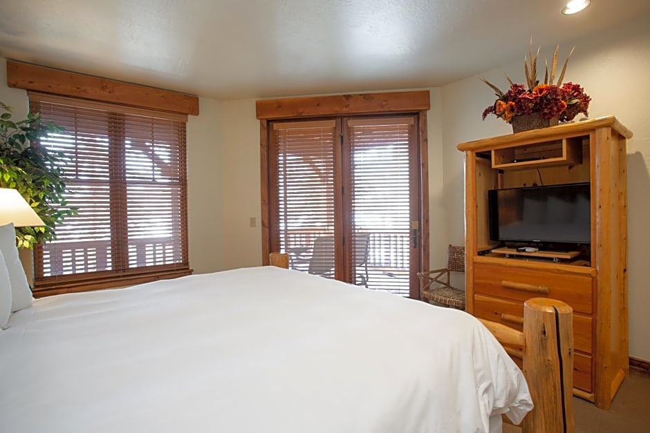 Lodges At Deer Valley