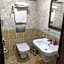 Yuksel Hotel