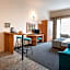Lotus Family Hotel - Free Parking