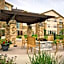 Clubhouse Hotel and Suites - Sioux Falls