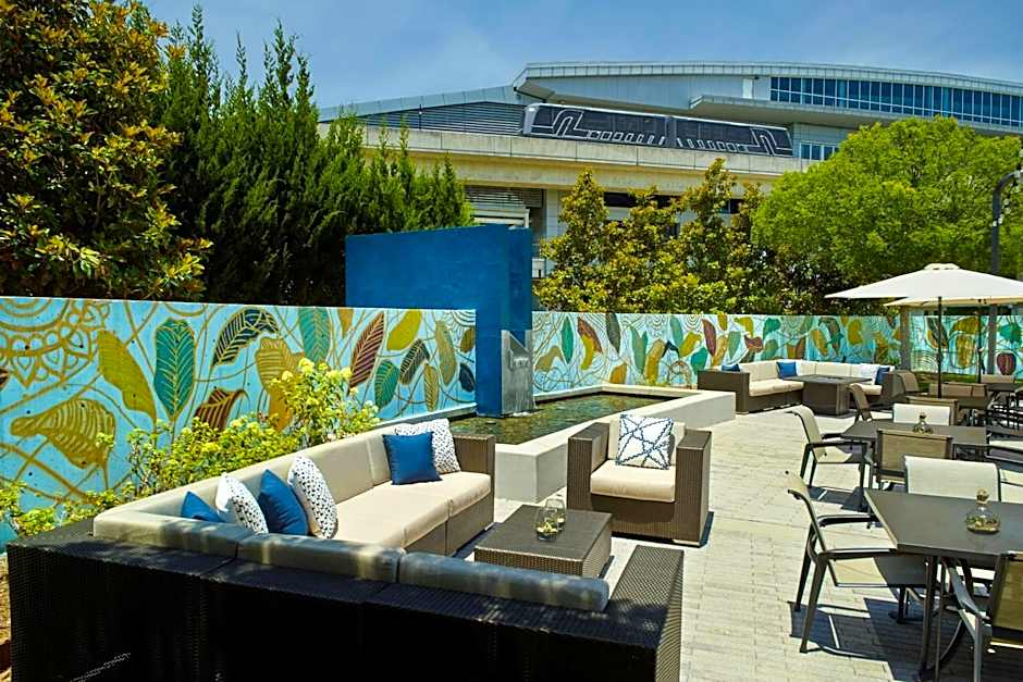Renaissance by Marriott Atlanta Airport Gateway Hotel