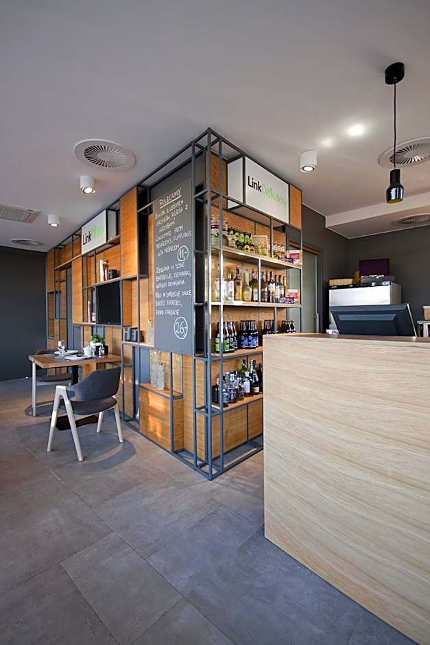 Link Hotel