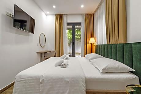 Double Room with Terrace