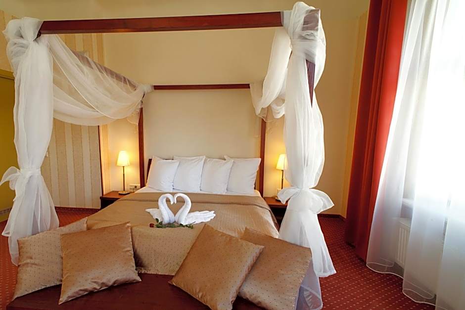 Monika Centrum Hotels