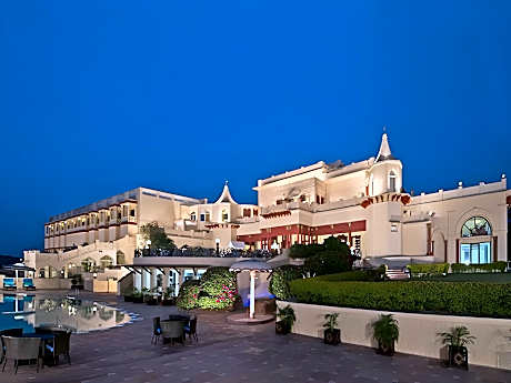 Noor Us Sabah Palace