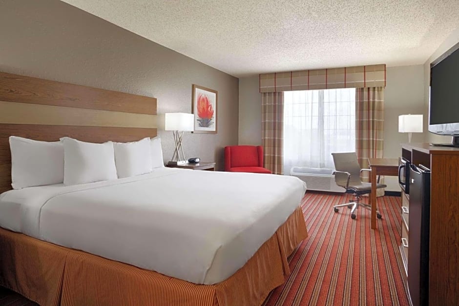 Country Inn & Suites by Radisson, DFW Airport South, TX