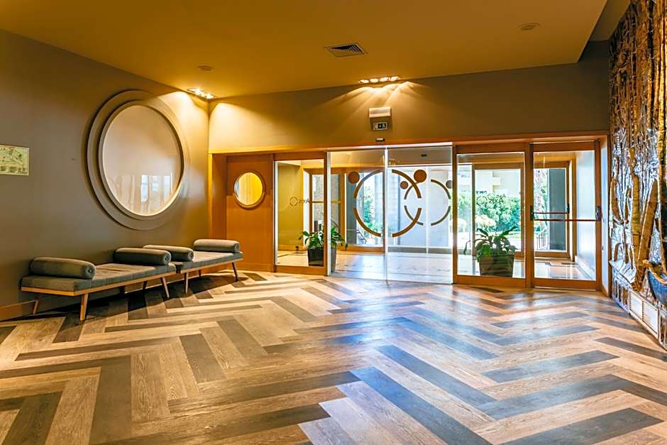 Axis Vermar Conference & Beach Hotel