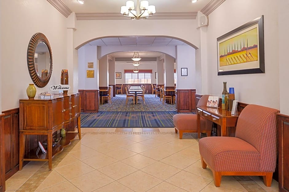 Holiday Inn Express Hotel & Suites Alamosa