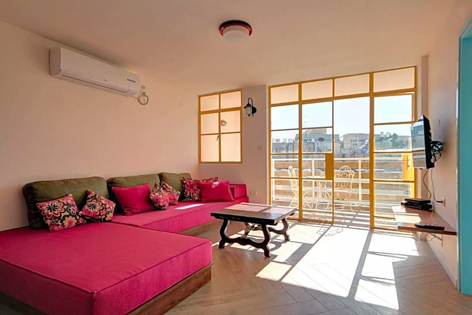 Golda Vacation Rentals