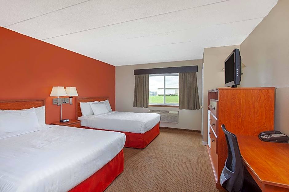 AmericInn by Wyndham Willmar