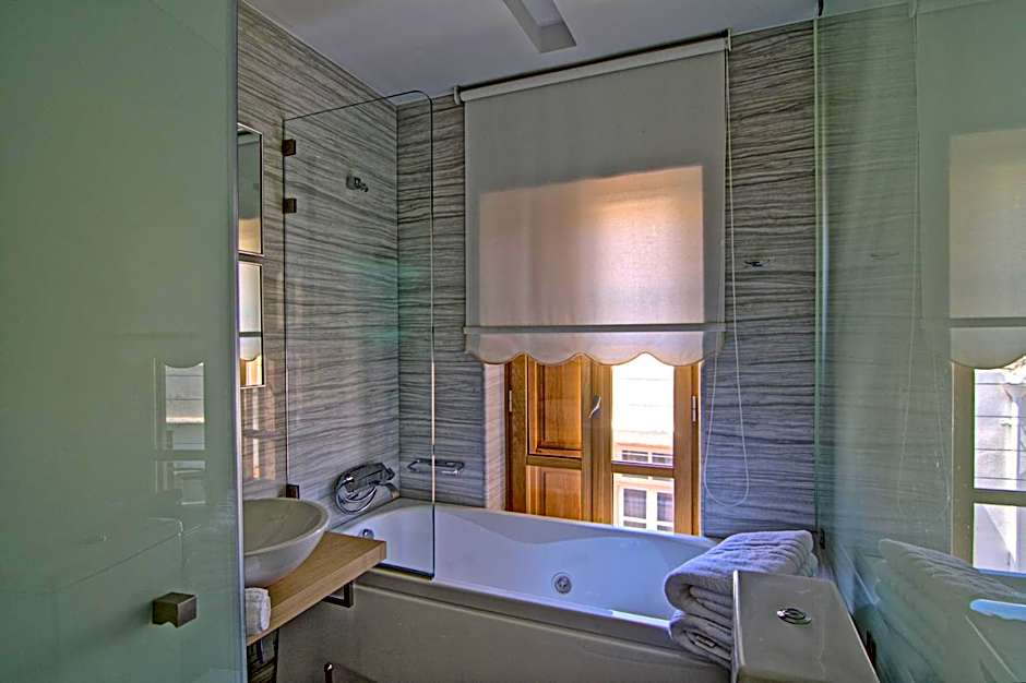 Bellagio Luxury Boutique Hotel