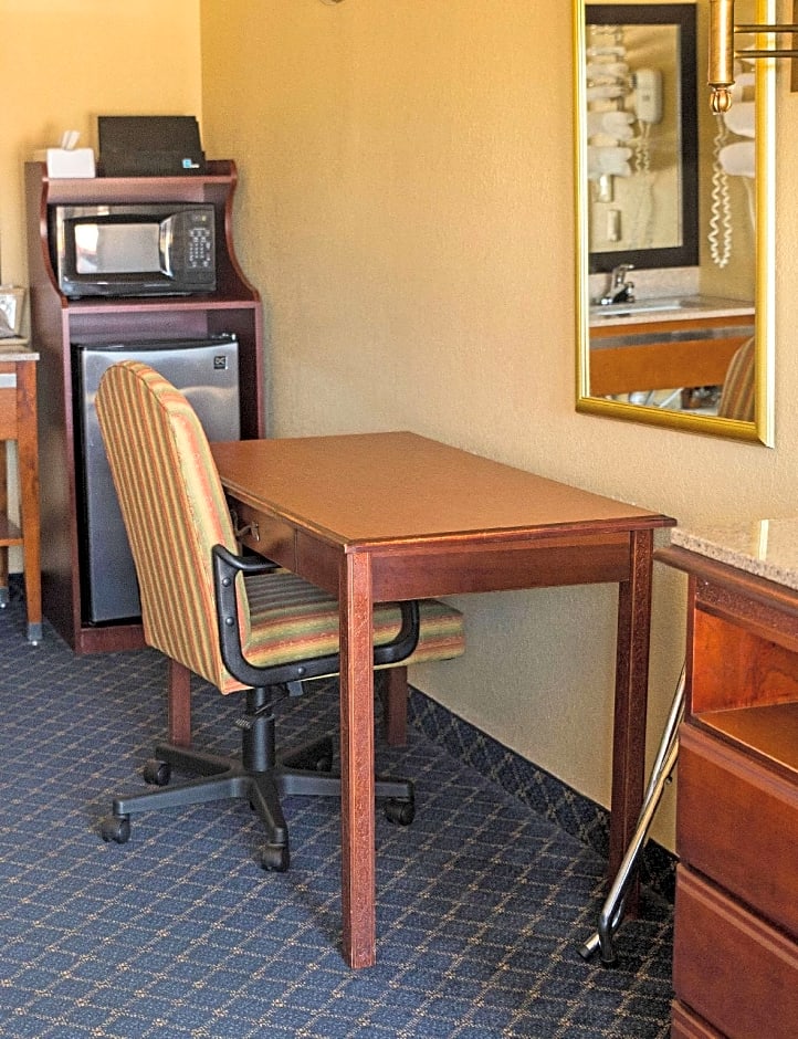 Americas Best Value Inn-Monroeville