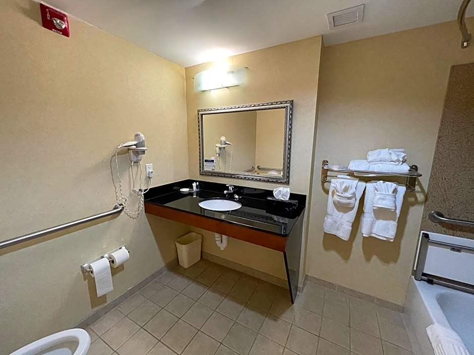 Comfort Suites Fredericksburg