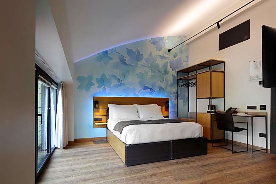 VERSOVERDE HOTEL Alzaia Naviglio Grande