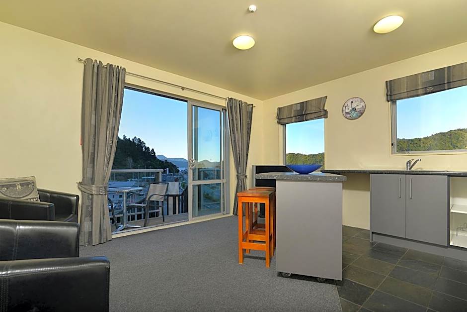 Tombstone Backpackers