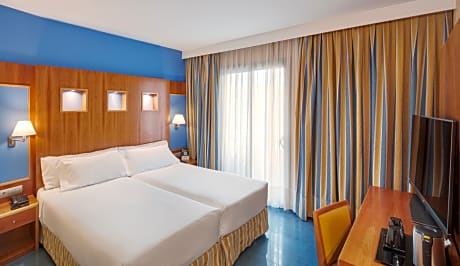 Twin classic single use with terrace