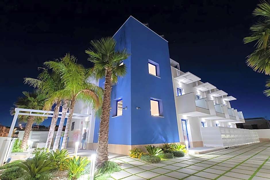 Sundeck Hotel