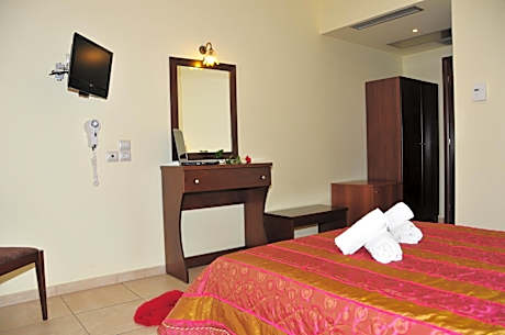 Economy Twin Room