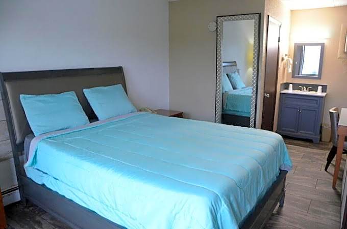 Stone Creek Inn
