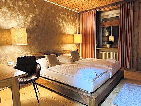 Doppelzimmer-Klassisch-Eigenes Badezimmer