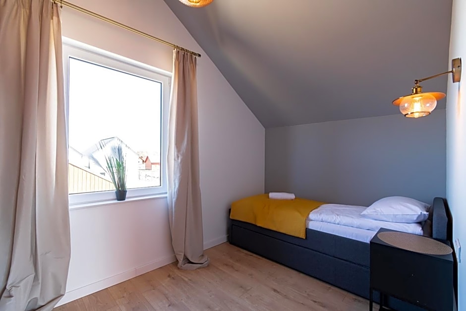 Domki - Bursztynova 13