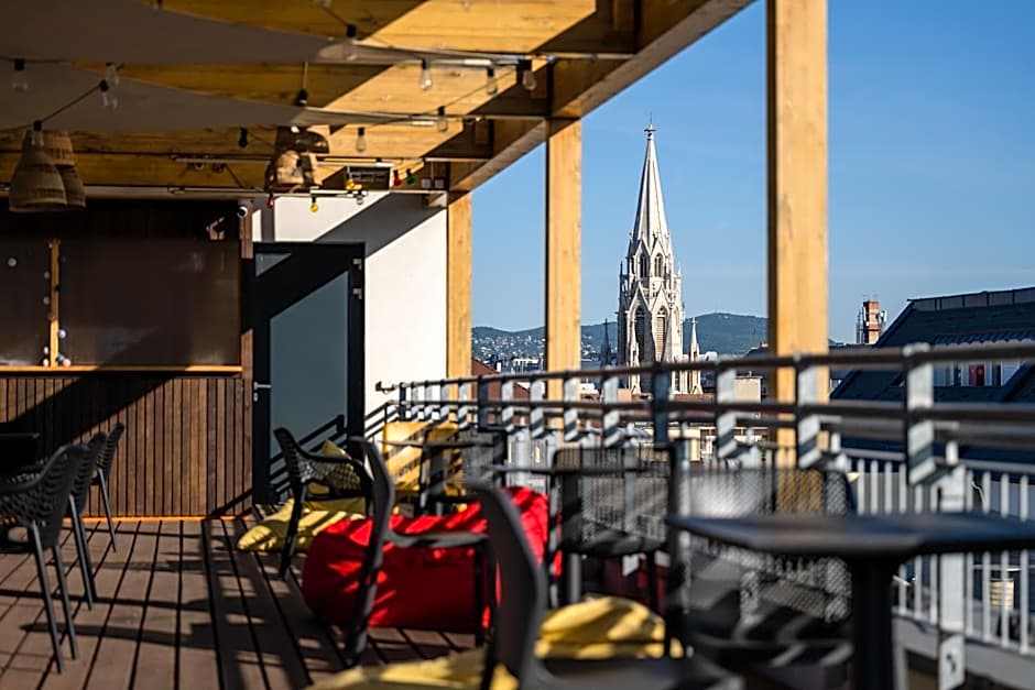 Dean's College Hotel