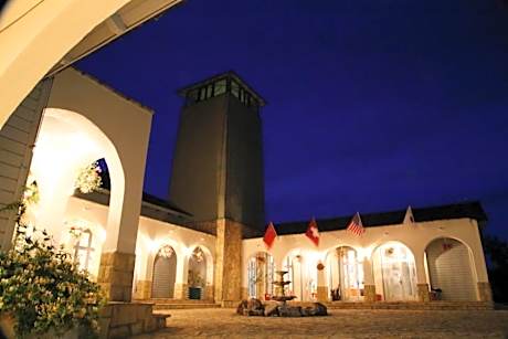 Delta Resort Treetop by Eight Continents