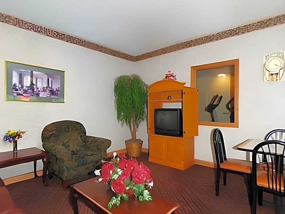 The Best Inn & Suites