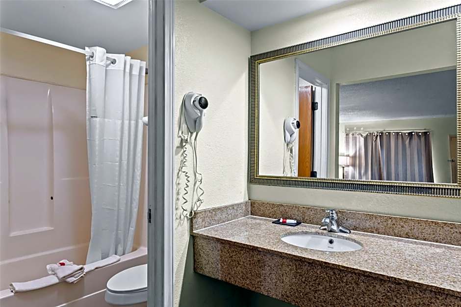 Americas Best Value Inn Grayson