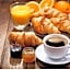 Bed & Breakfast