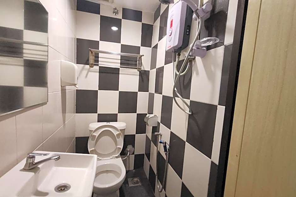 Super OYO 1152 Heaven Hill 2