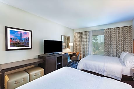 2 Queen W/Fridge Nonsmoke