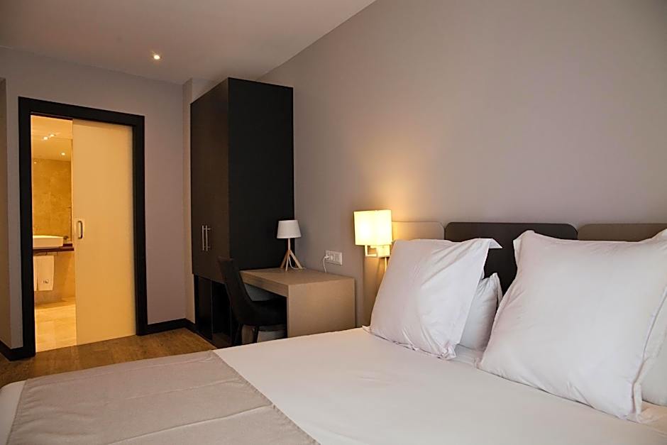 May Ramblas Hotel