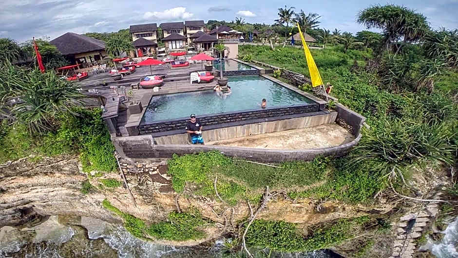 The Palms Ceningan Hotel