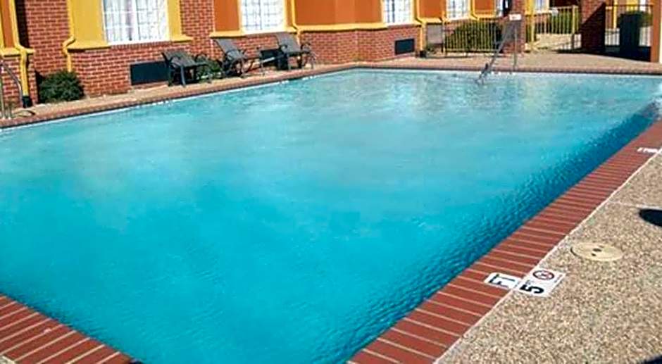 Regency Inn & Suites DFW