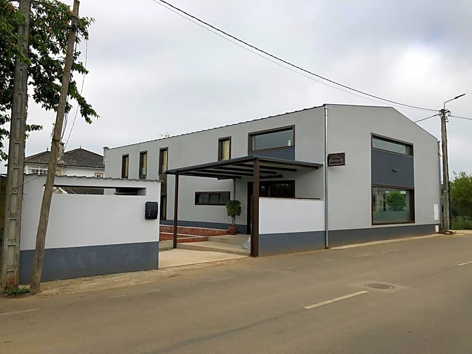 Albergue Santiago 15 Monforte