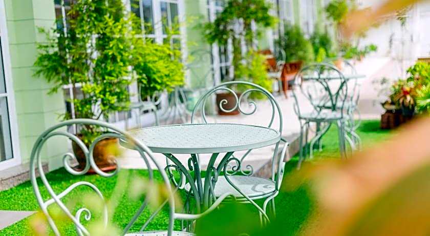 Greenish Ranong Hotel