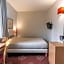 Hotel Ours Blanc - Place Victor Hugo