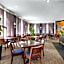 Days Inn & Conference Centre by Wyndham Montreal Airport