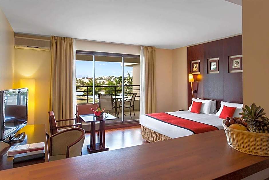 Ramada Hotel & Suites by Wyndham Noumea