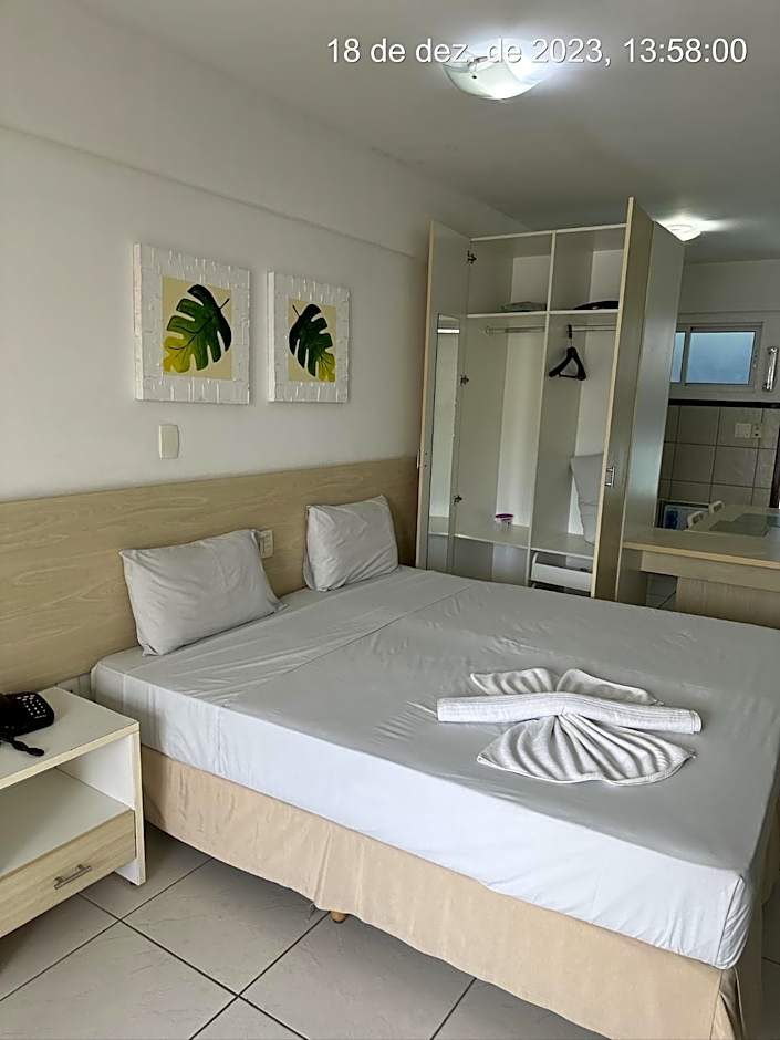 FLATS Particular Terrazzo