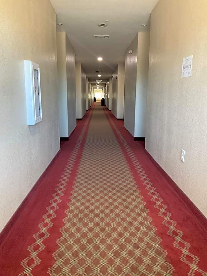 Yorktown Inn and Suites