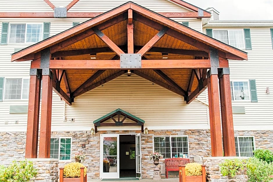 FairBridge Inn & Suites DuPont