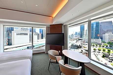 Grand Corner Twin Room - Non-Smoking